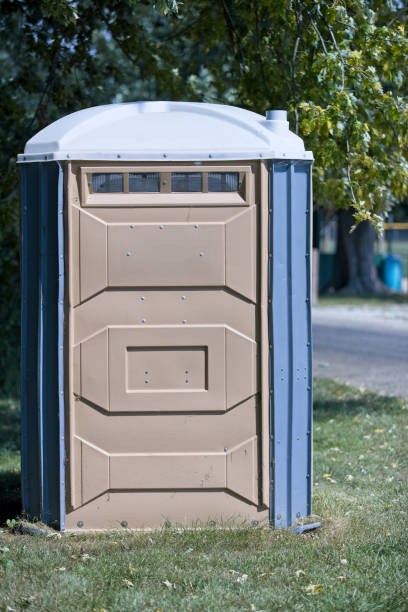 Portable Toilet Options We Offer in Ken Caryl, CO